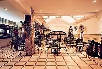 Hotel Vila Calella 3* קאללה
