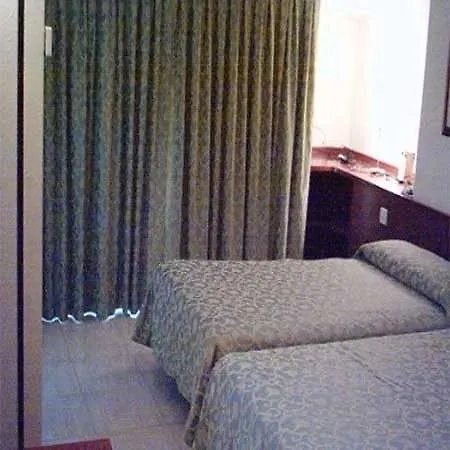 Hotel Vila Calella קאללה