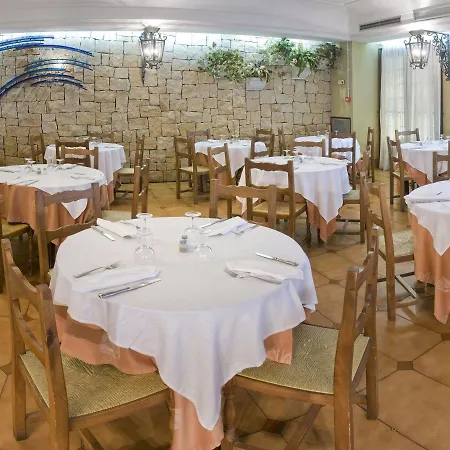Hotel Vila Calella Szálloda
