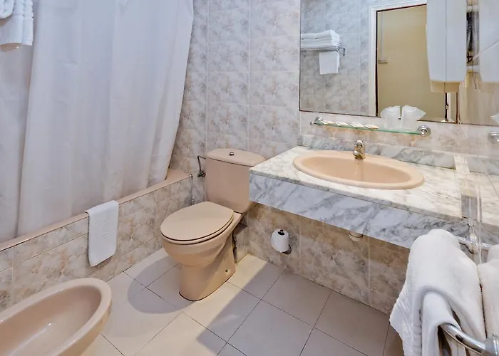 Hotel Vila Calella ホテル