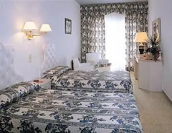 Hotel Vila Calella ホテル