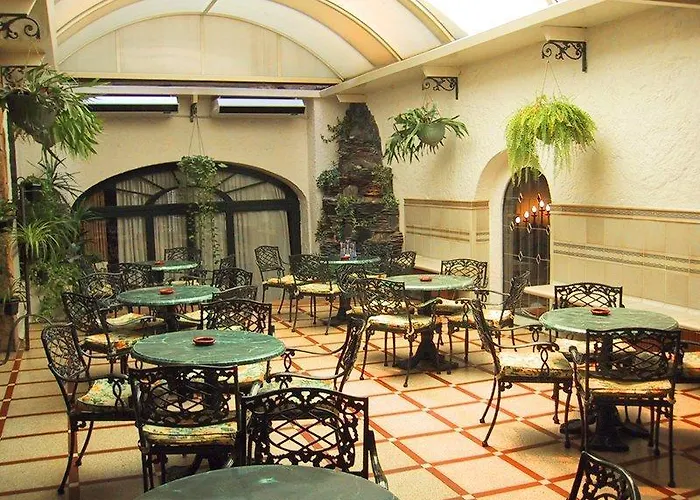 Hotel Vila Calella 3* カレーリャ