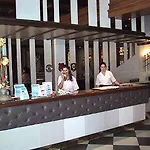 ホテル Hotel Vila Calella カレーリャ