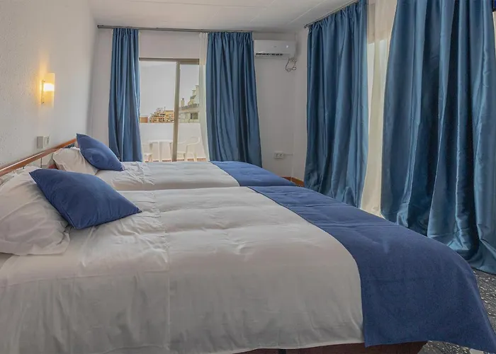 Hotel Vila Calella Hotel 3*