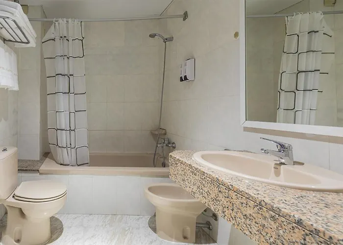 Hotel Vila Calella Hotel 3*